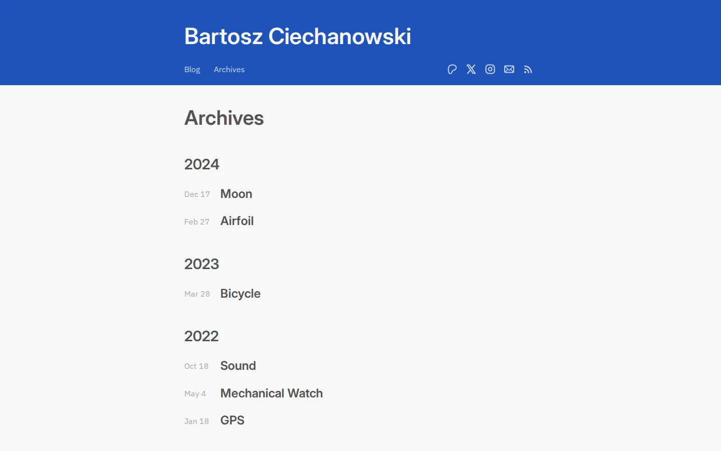 Bartosz Ciechanowski website homepage screenshot